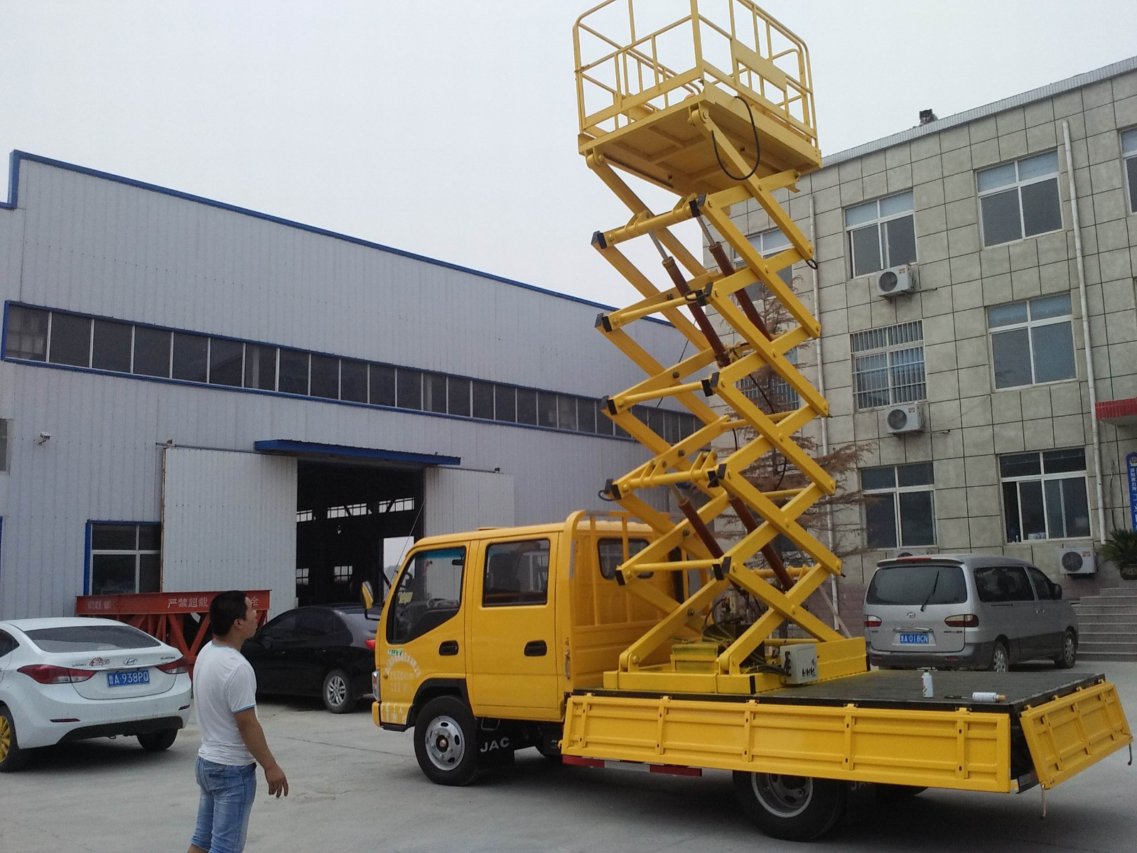 移動(dòng)式液壓登車橋的具體使用方法！